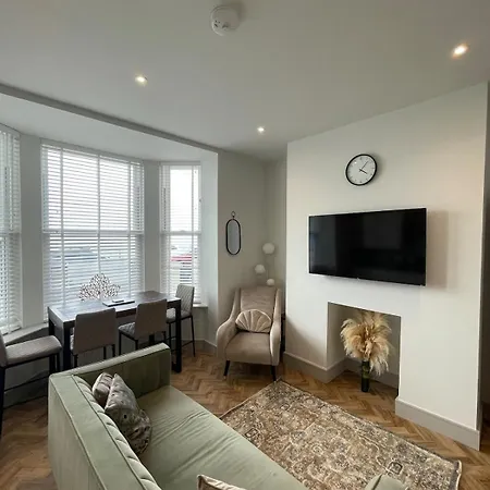 公寓 Sea View Ground Floor Flat