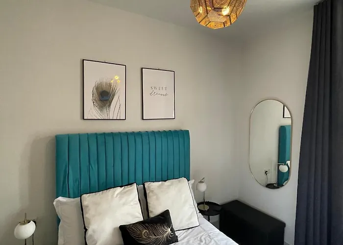 Sea View Ground Floor Flat 公寓 *